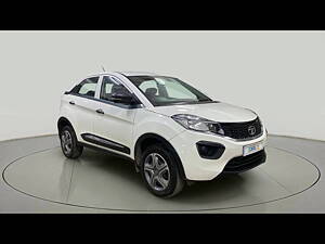 Second Hand Tata Nexon XM in Mumbai