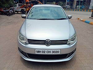 Second Hand Volkswagen Vento Highline Petrol AT in Thane