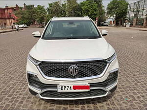 Second Hand MG Hector Sharp 2.0 Diesel Turbo MT Dual Tone in Lucknow