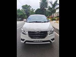 Second Hand Toyota Innova 2.5 ZX BS III 7 STR in Bangalore