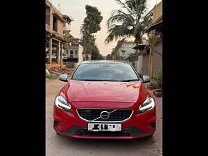 Second Hand Volvo V40 D3 R-Design in Raipur