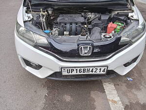 Second Hand Honda Jazz V Petrol in Delhi
