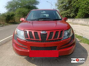 Second Hand Mahindra XUV500 W8 in Pune