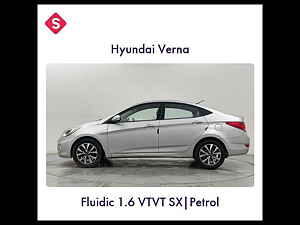 Second Hand हुंडई वरना फ़्लूइडिक 1.6 vtvt sx in गाज़ियाबाद