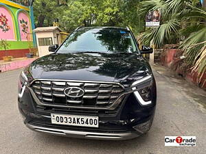 Second Hand Hyundai Alcazar Signature (O) 6 STR 1.5 Petrol DCT in Delhi