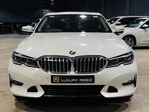 Second Hand BMW 3-Series 320d Luxury Line in Hyderabad