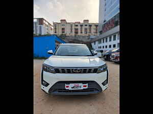 Second Hand మహీంద్రా XUV300	 w6 1.2 పెట్రోల్ ఎఎంటి [2021] in హైదరాబాద్‍