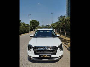 Second Hand Hyundai Alcazar Signature (O) 6 STR 1.5 Petrol DCT in Delhi