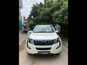 Second Hand Mahindra XUV500 W10 in Jaipur