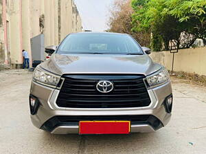 Second Hand Toyota Innova Crysta GX 2.7 7 STR in Delhi