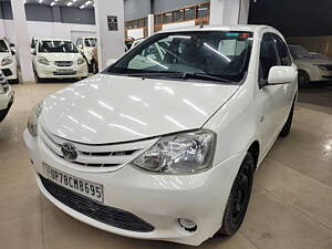 Second Hand Toyota Etios Liva J PS in Kanpur