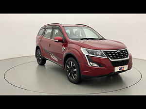 Second Hand महिंद्रा XUV500 w11 (o) ऑटोमैटिक in दिल्ली