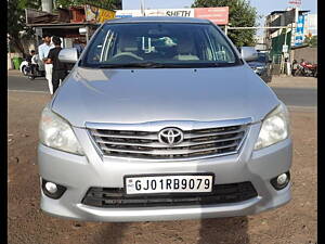 Second Hand Toyota Innova 2.5 VX BS IV 8 STR in Ahmedabad