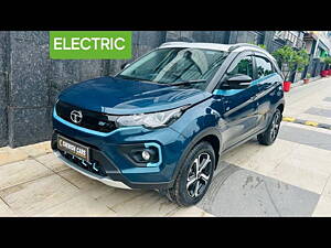 Second Hand Tata Nexon EV XZ Plus LUX in Delhi