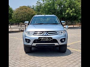 Second Hand Mitsubishi Pajero 2.5 AT in Gurgaon