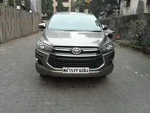 Second Hand Toyota Innova Crysta [2016-2020] 2.4 G 7 STR [2016-2017] in Nashik