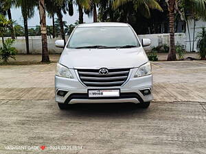 Second Hand Toyota Innova 2.5 ZX 7 STR BS-IV in Pune