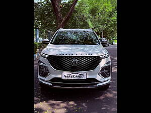 Second Hand MG Hector Plus Sharp 1.5 Petrol Turbo DCT 6-STR in Kolkata