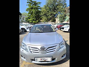 Second Hand Toyota Camry W4 AT in Mumbai