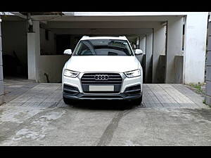 Second Hand Audi Q3 30 TDI Premium FWD in Hyderabad