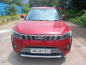 Second Hand महिंद्रा xuv300 w8 (o) 1.5 डीज़ल एएमटी in नवी मुंबई