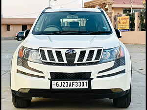 Second Hand మహీంద్రా xuv500	 w8 in వడోదర