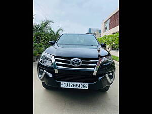 Second Hand Toyota Fortuner 2.8 4x2 AT [2016-2020] in Ahmedabad