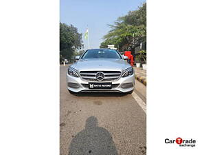 Second Hand Mercedes-Benz C-Class C 200 Avantgarde in Delhi