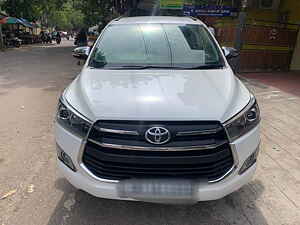 Second Hand टोयोटा इनोवा क्रिस्टा 2.4 vx 8 str [2016-2020] in चेन्नई