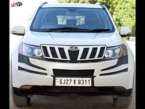 Second Hand மஹிந்திரா  xuv500 w8 in அஹமதாபாத்