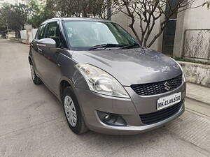 Second Hand Maruti Suzuki Swift VXi in Pune