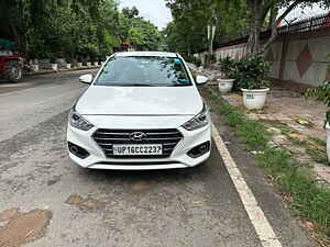 Second Hand हुंडई वरना 1.6 vtvt sx in दिल्ली