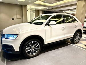 Second Hand Audi Q3 30 TFSI Premium in Delhi