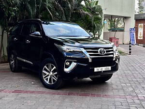 Second Hand Toyota Fortuner 2.8 4x4 AT [2016-2020] in Chennai