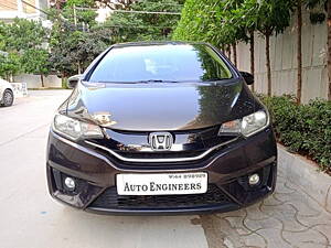 Second Hand Honda Jazz V AT Petrol in Hyderabad