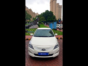 Second Hand Hyundai Verna Fluidic 1.6 CRDi SX AT in Mumbai