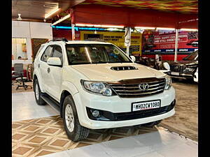 Second Hand Toyota Fortuner 3.0 4x2 AT in Mumbai