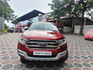 Second Hand Ford Endeavour Titanium 3.2 4x4 AT in Hyderabad