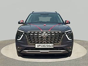 Second Hand Hyundai Alcazar Signature (O) 6 STR 2.0 Petrol AT in Noida