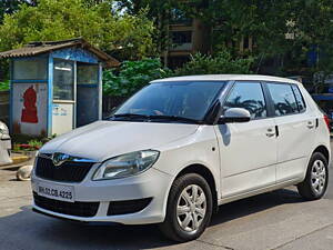 Second Hand Skoda Fabia Ambiente 1.2 MPI in Mumbai