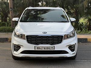 Second Hand Kia Carnival Limousine Plus 7 STR in Mumbai