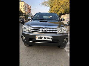 Second Hand Toyota Fortuner 3.0 MT in Nagpur
