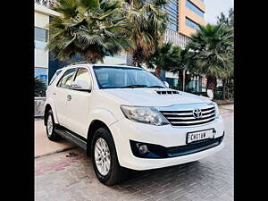 Second Hand Toyota Fortuner 4x2 AT in Mohali