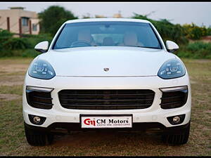 Second Hand Porsche Cayenne Platinum Edition Diesel in Ahmedabad