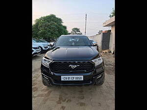 Second Hand Ford Endeavour Titanium 3.2 4x4 AT in Ludhiana