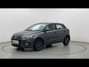 Second Hand हुंडई एलीट i20 स्पोर्ट्ज़ प्लस 1.4 crdi in ठाणे