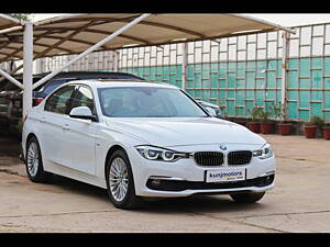 Second Hand BMW 3-Series 320i Luxury Line in Delhi