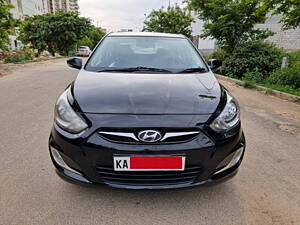 Second Hand Hyundai Verna Fluidic 1.6 VTVT SX Opt AT in Bangalore