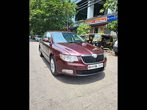 Second Hand Skoda Superb Elegance TSI AT in Mumbai