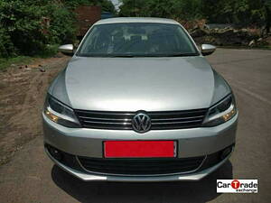 Second Hand Volkswagen Jetta Highline TDI AT in Pune